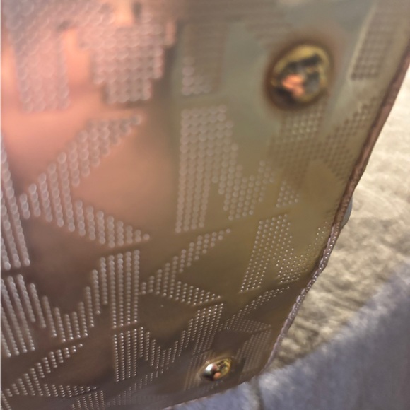 Michael Kors Women's Gold Metallic XL Tote Bag .
16” W x 11” T x 6.5” D - Picture 8 of 16